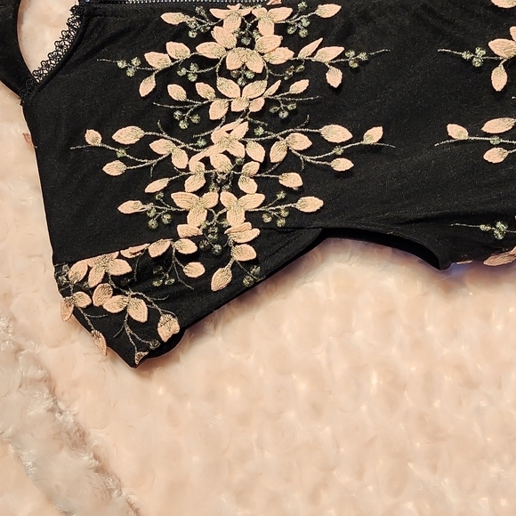 Jessakae Collection Embroidered  Fancy formal dress  Sz Med - Picture 13 of 15